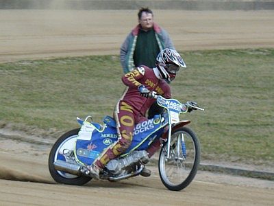 Luboš Velinský se opět vrátil do sedla plochodrážního stroje.